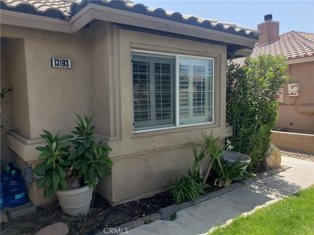 Victorville, CA 92395