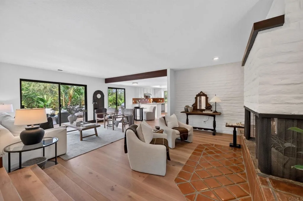 https://cdn.realtyfeed.com/cdn/127/307076536/f21e3d761bc66decc3664d312780967e.webp
