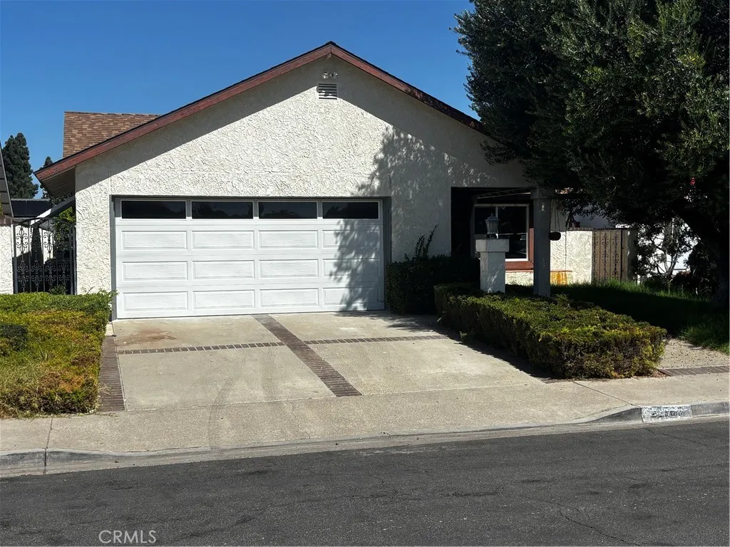 Laguna Hills, CA 92653