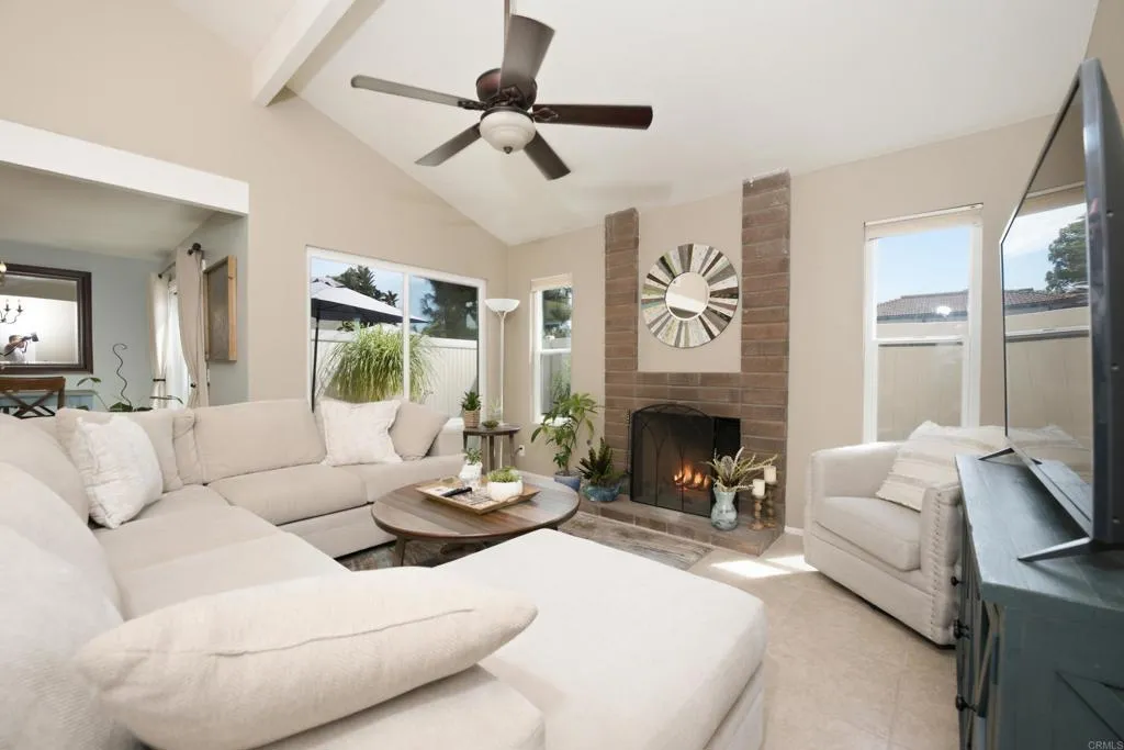 3553 Coconut Way, Oceanside, CA 92058 - Photo 4 of 25, Oceanside, CA