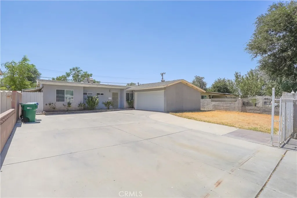 Lancaster, CA 93534
