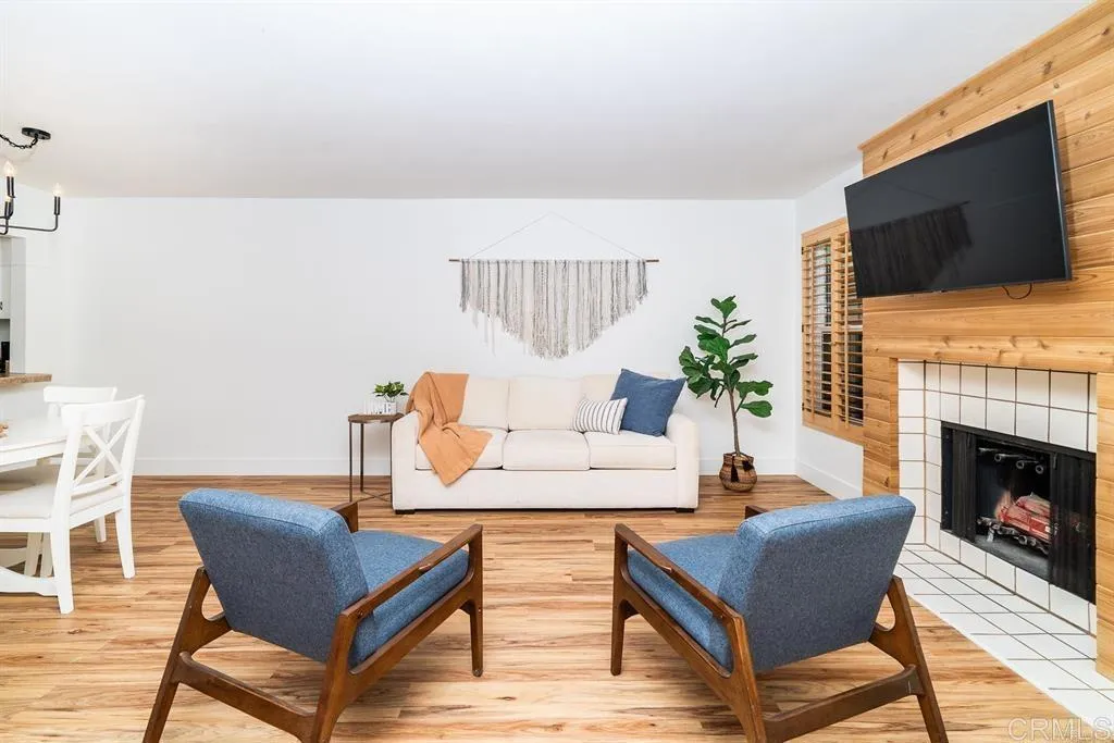 https://cdn.realtyfeed.com/cdn/127/307076633/7002bc8a5ea1c00a2157326aab7729a8.webp