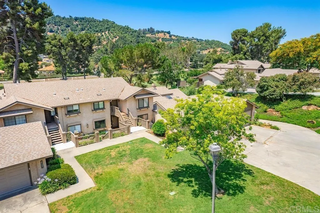 https://cdn.realtyfeed.com/cdn/127/307076633/a68ac96e72565d30bbacdb3f2d32a7db.webp