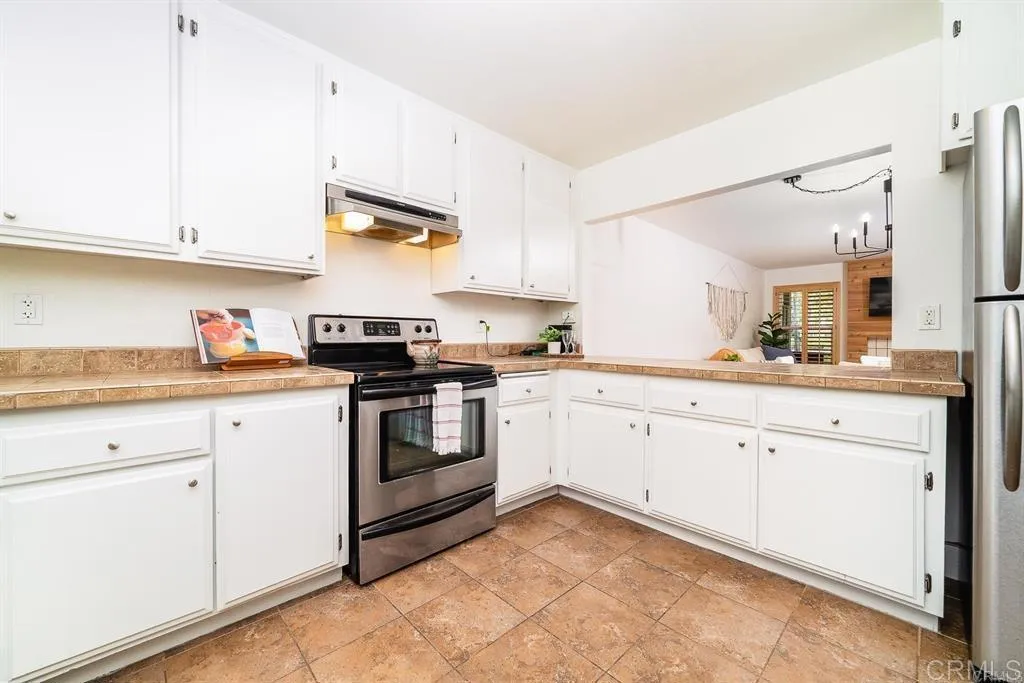 https://cdn.realtyfeed.com/cdn/127/307076633/cacb4dfeadb1fb8a5110d8464277b10c.webp
