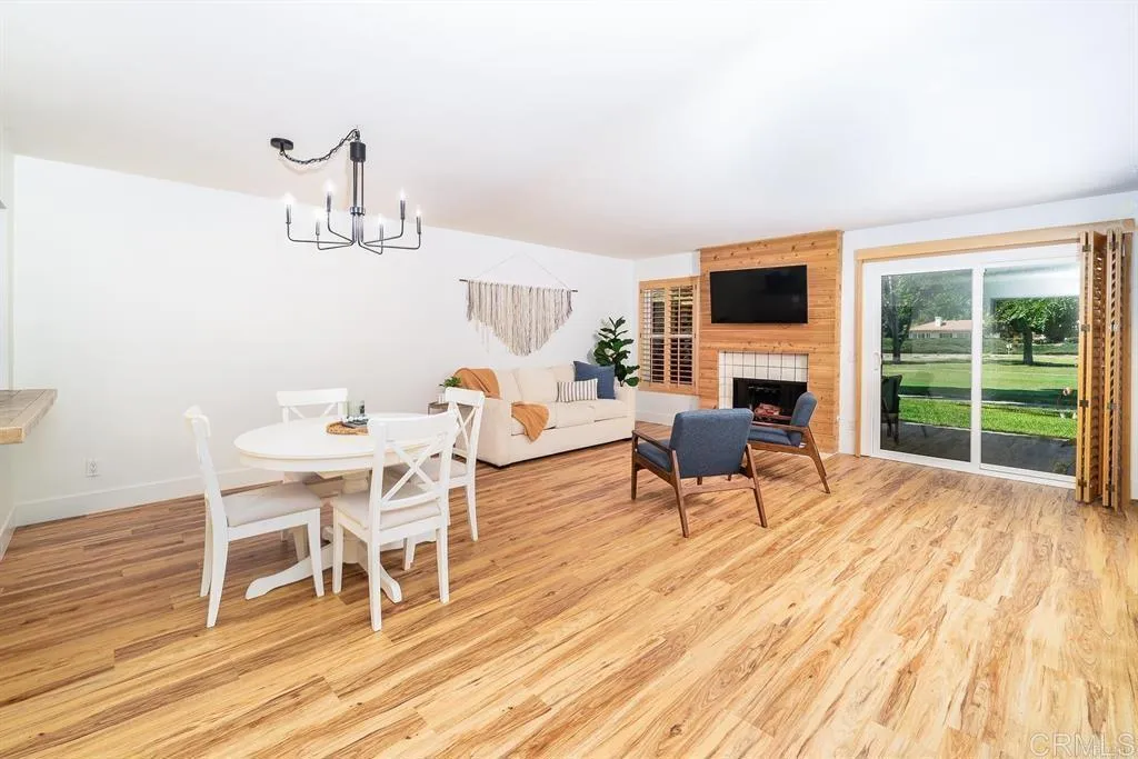 https://cdn.realtyfeed.com/cdn/127/307076633/d114e63a253de49c9c6159544bd3f8db.webp