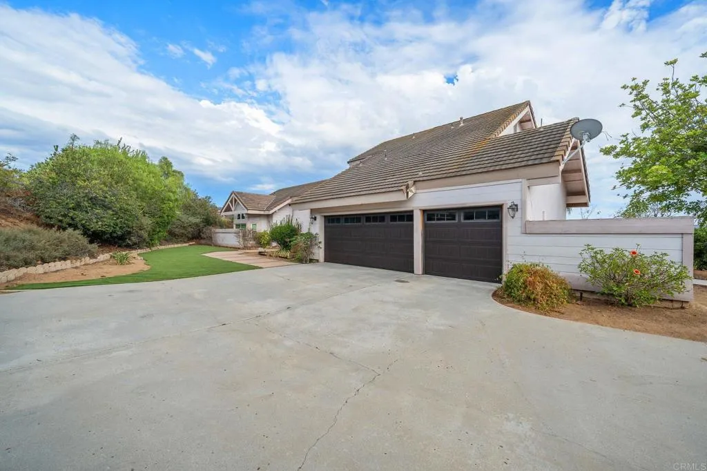 14692 Sunrise Canyon Road, Poway, CA 92064 - Main photo, Poway, CA