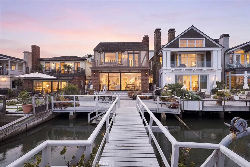 Newport Beach, CA 92661