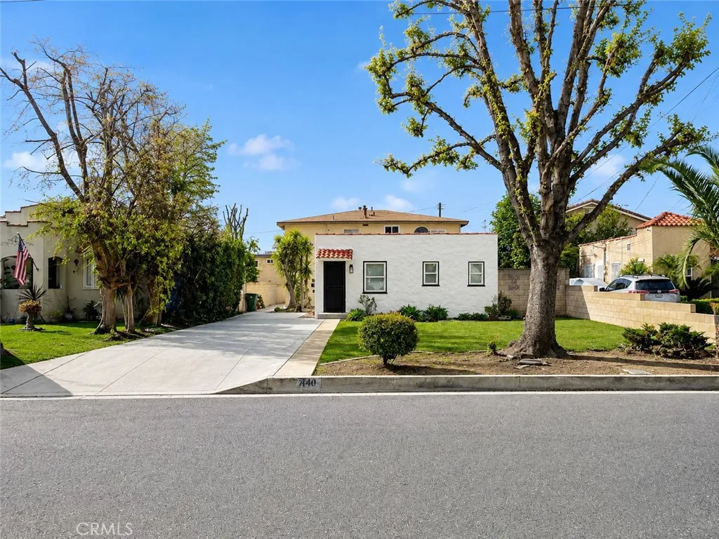 Covina, CA 91723