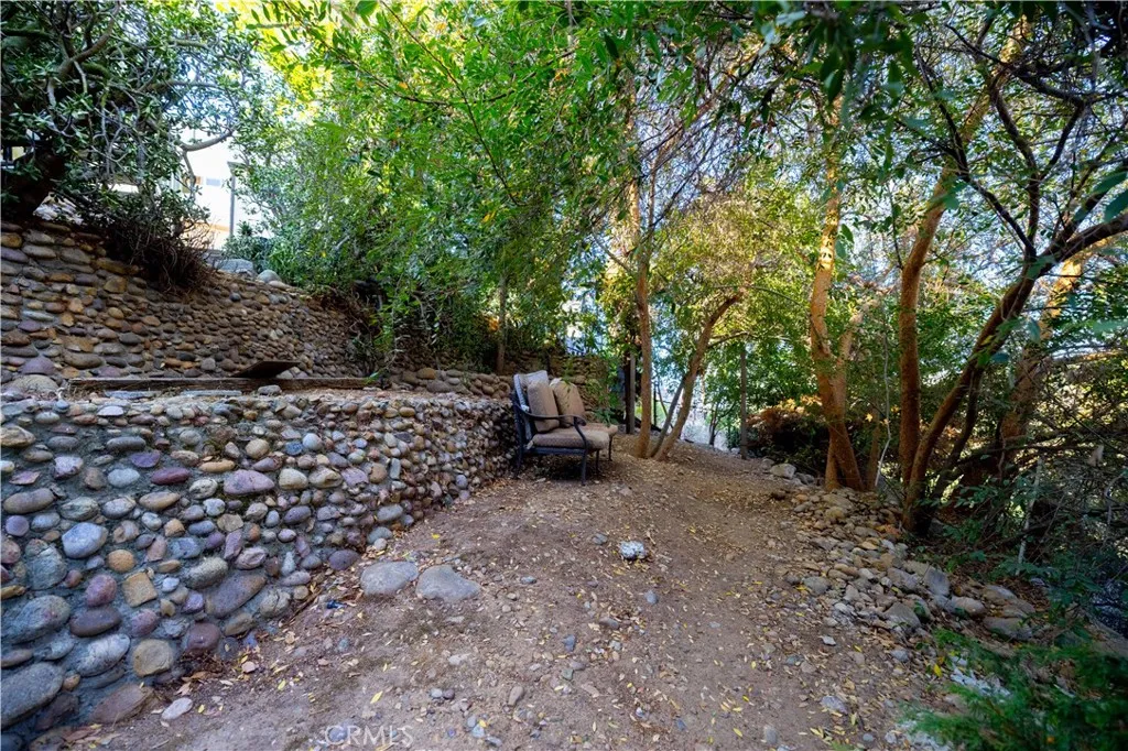 https://cdn.realtyfeed.com/cdn/127/307076778/19fb865890cf3bf3d1ca4050924ea0a8.webp