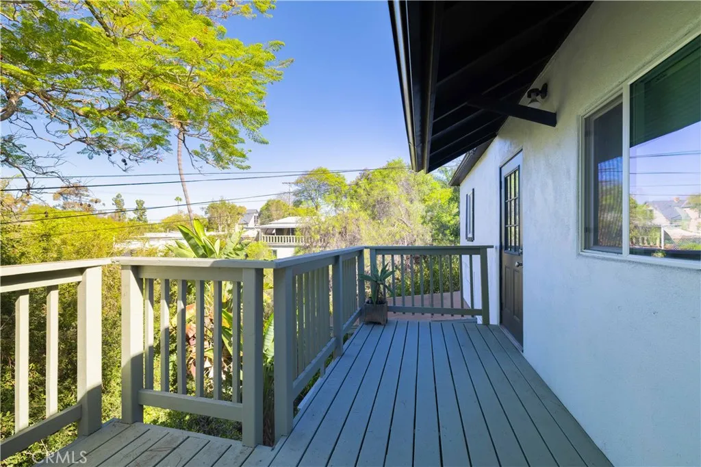 https://cdn.realtyfeed.com/cdn/127/307076778/7c1adc83c7816885e72fe02bae0a7f99.webp