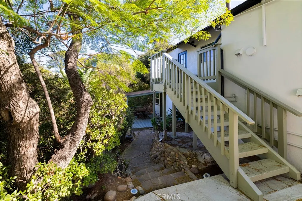 https://cdn.realtyfeed.com/cdn/127/307076778/c0d560e9e2f6586d82f5c37732fa45cf.webp