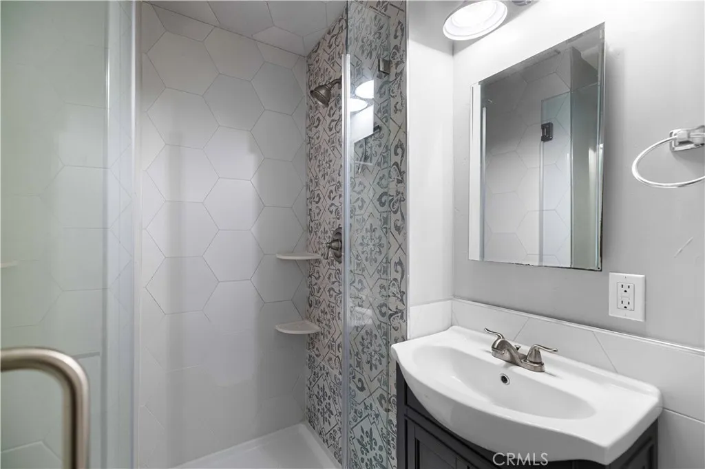 https://cdn.realtyfeed.com/cdn/127/307076778/ca8b42bafe3de73396db21655318a548.webp