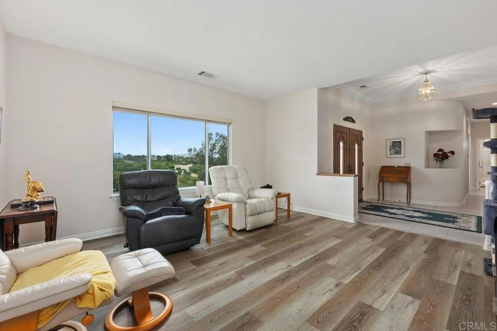 https://cdn.realtyfeed.com/cdn/127/307076908/073fd4074592b9ca9caa8cc55071ac2a.webp