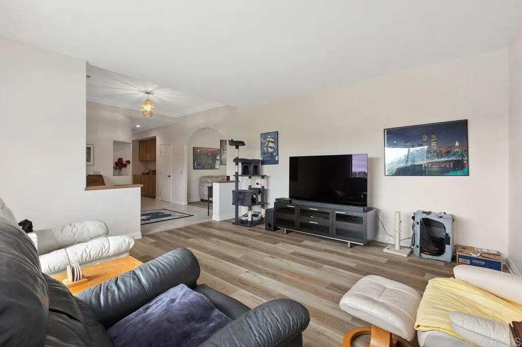 https://cdn.realtyfeed.com/cdn/127/307076908/9f453bc0ab67d17d7eb2c94abb440b5a.webp