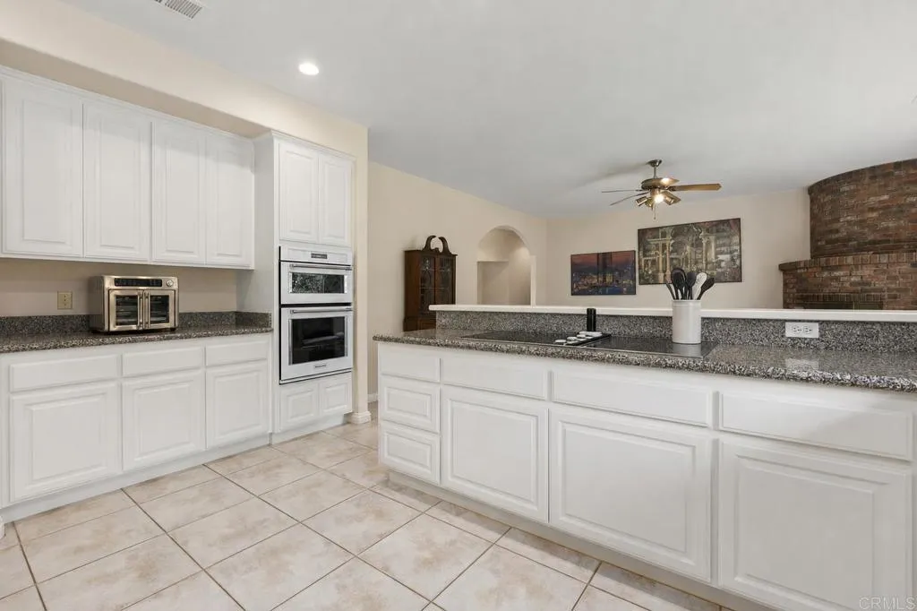 https://cdn.realtyfeed.com/cdn/127/307076908/d55ecd0e503c6fc19e07b68c342d93e2.webp