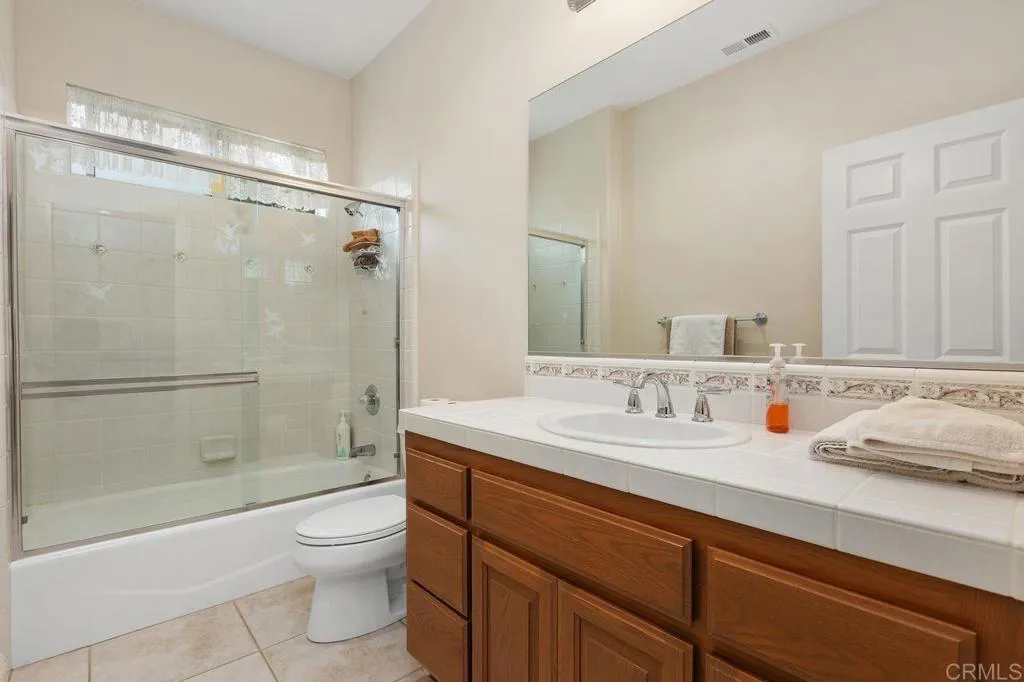 https://cdn.realtyfeed.com/cdn/127/307076908/fd8cd5e65b124222ee914996993bd377.webp