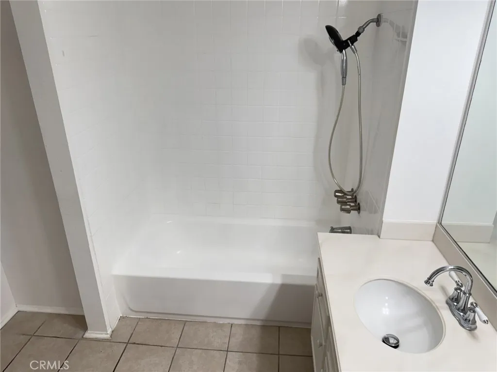 https://cdn.realtyfeed.com/cdn/127/307076912/70b775a57c5f8ab6fcd82aa3f1bfe8ca.webp