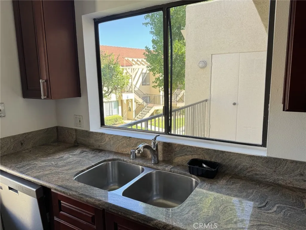 https://cdn.realtyfeed.com/cdn/127/307076912/94f99199eba66d949ed15bb39af696a5.webp
