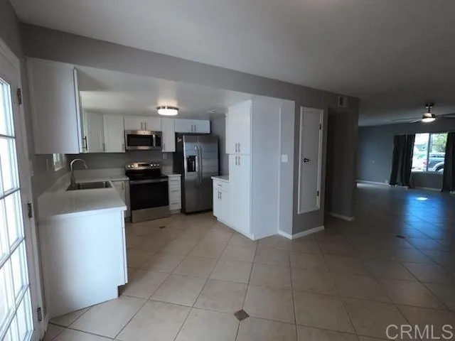 273 Date Avenue Unit B, Imperial Beach, CA 91932 - Photo 3 of 34, Imperial Beach, CA