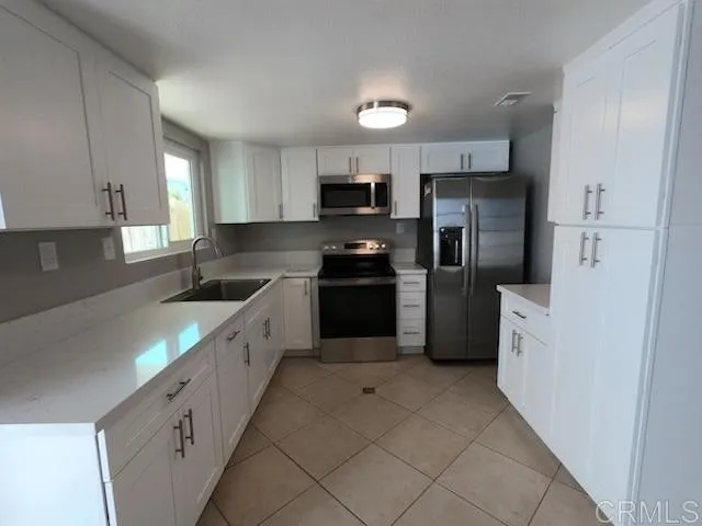 273 Date Avenue Unit B, Imperial Beach, CA 91932 - Photo 2 of 34, Imperial Beach, CA