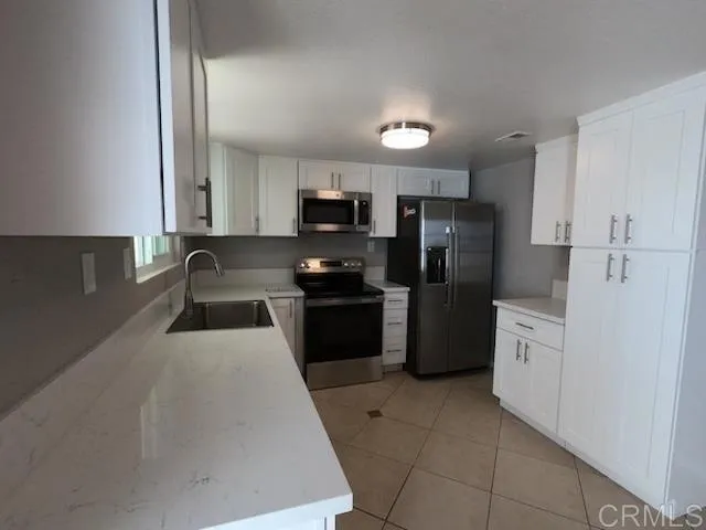273 Date Avenue Unit B, Imperial Beach, CA 91932 - Photo 4 of 34, Imperial Beach, CA