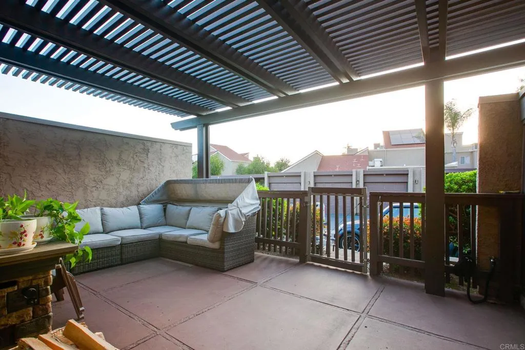 https://cdn.realtyfeed.com/cdn/127/307077048/274389e5516419c8ec6fc02330495173.webp