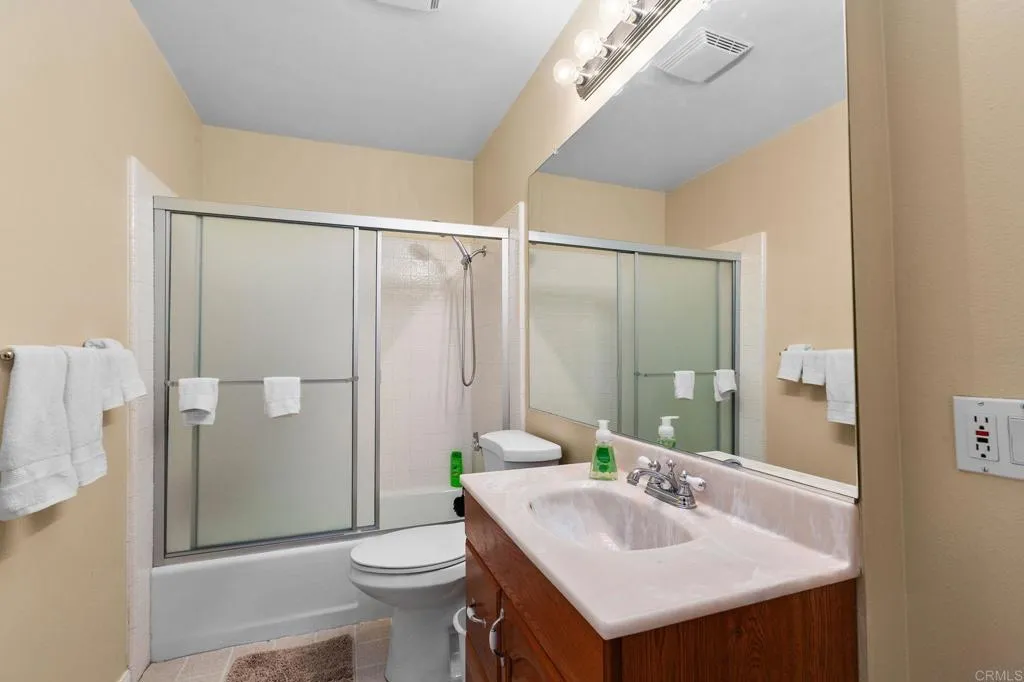 https://cdn.realtyfeed.com/cdn/127/307077048/50a802276f592a1970bc0e3feb6e5740.webp