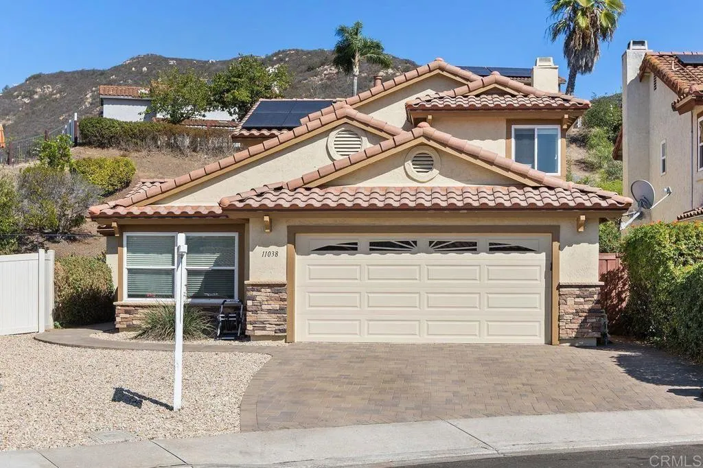 11038 Twin Pond, San Diego, CA 92128 - Main photo, San Diego, CA