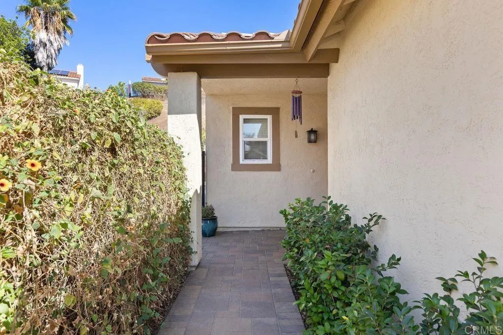 11038 Twin Pond, San Diego, CA 92128 - Photo 3 of 37, San Diego, CA
