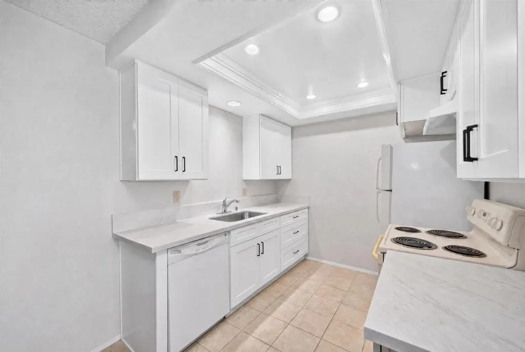 https://cdn.realtyfeed.com/cdn/127/307077065/2f732b16c6840a228ad8c4dc8788078c.webp