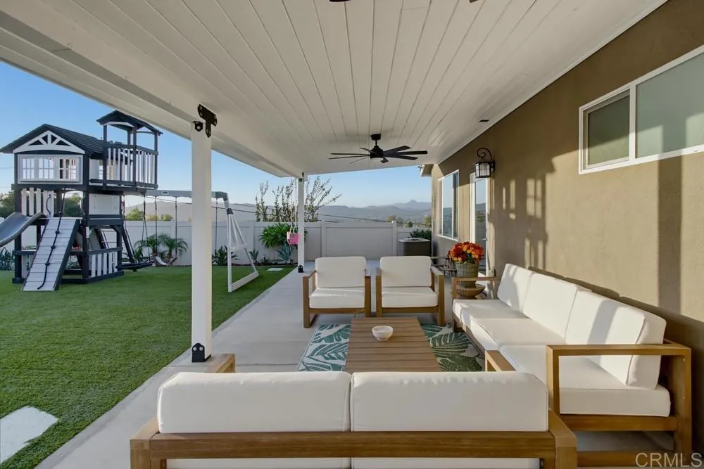https://cdn.realtyfeed.com/cdn/127/307077073/894e44e0d143eaea7b8aabb44c25425c.webp