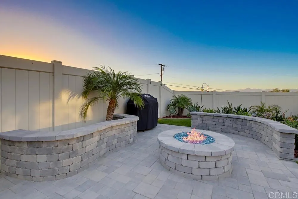 https://cdn.realtyfeed.com/cdn/127/307077073/bf3084181e9133edbd79ad4c4d38b16f.webp