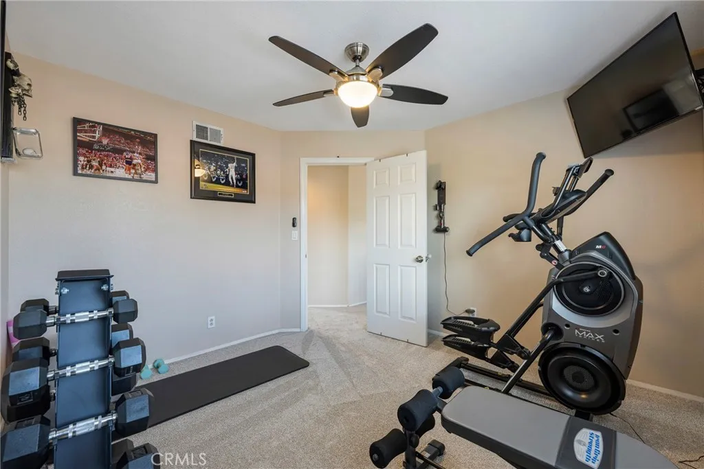 https://cdn.realtyfeed.com/cdn/127/307077169/7f1feb240d0f463bde83a295301b2713.webp
