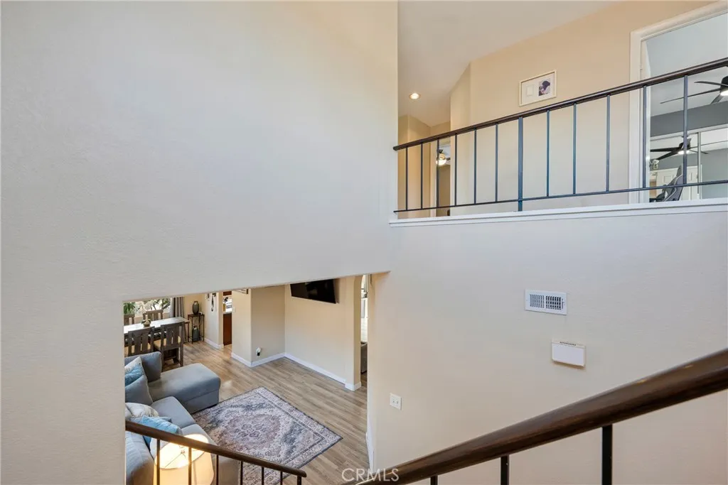 https://cdn.realtyfeed.com/cdn/127/307077169/85cf053ab66021cb7c4b2a4d125f7bdf.webp