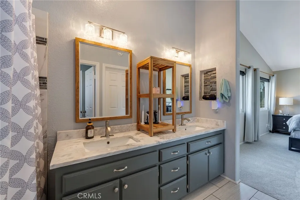 https://cdn.realtyfeed.com/cdn/127/307077169/b83ff2b565c1ac96b9d64837baf6ca9c.webp