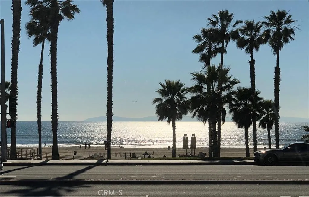 Huntington Beach, CA 92648