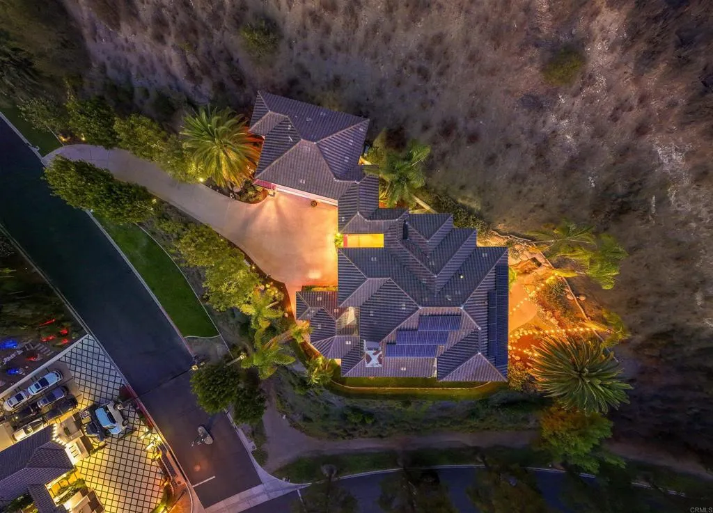 https://cdn.realtyfeed.com/cdn/127/307077193/3976188163314fecf19fe00af4dffe10.webp