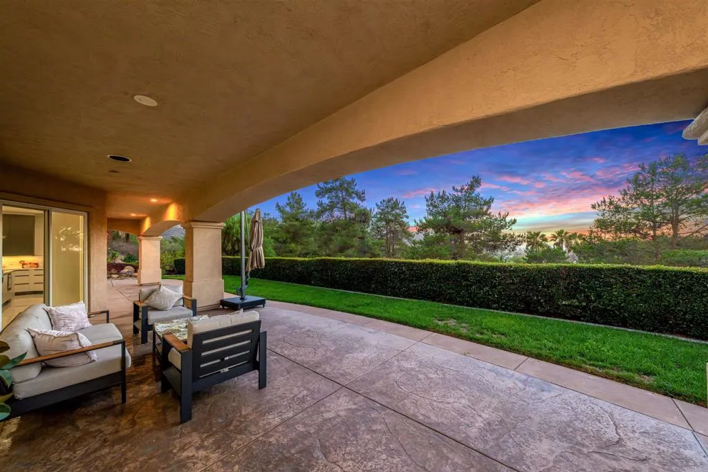 https://cdn.realtyfeed.com/cdn/127/307077193/f7be42b6eed7444667e06ab0281fa1be.webp