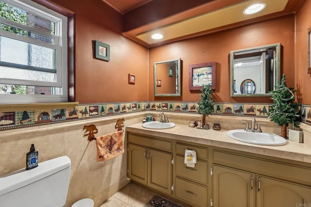 https://cdn.realtyfeed.com/cdn/127/307077200/00a10237bff9b802a559603e6f80de42.webp