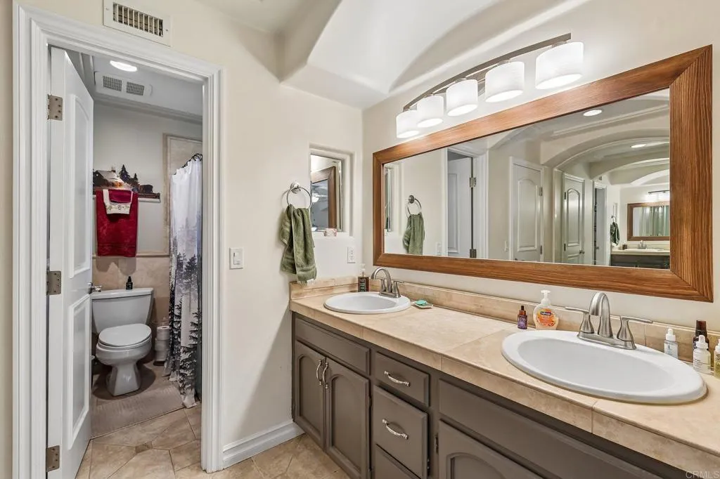 https://cdn.realtyfeed.com/cdn/127/307077200/7c26ad6bd143cdf49f8cf3c64d6c4e17.webp