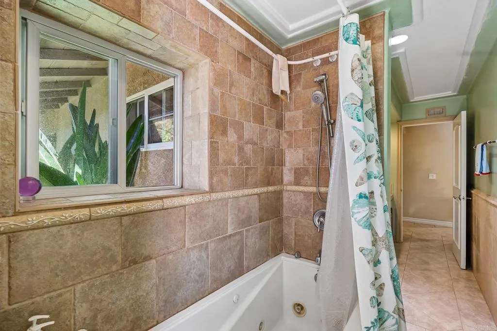 https://cdn.realtyfeed.com/cdn/127/307077200/8b76e4e24c3deb76db580b52355a41a9.webp
