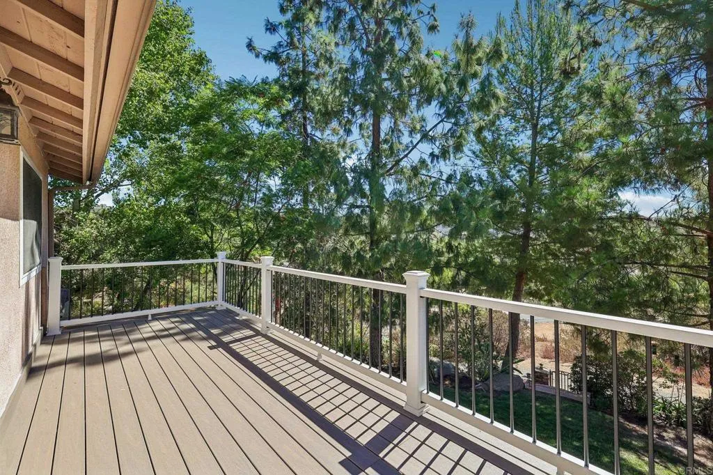 https://cdn.realtyfeed.com/cdn/127/307077200/8c445f25fb877db0bac9fa52be03aa05.webp