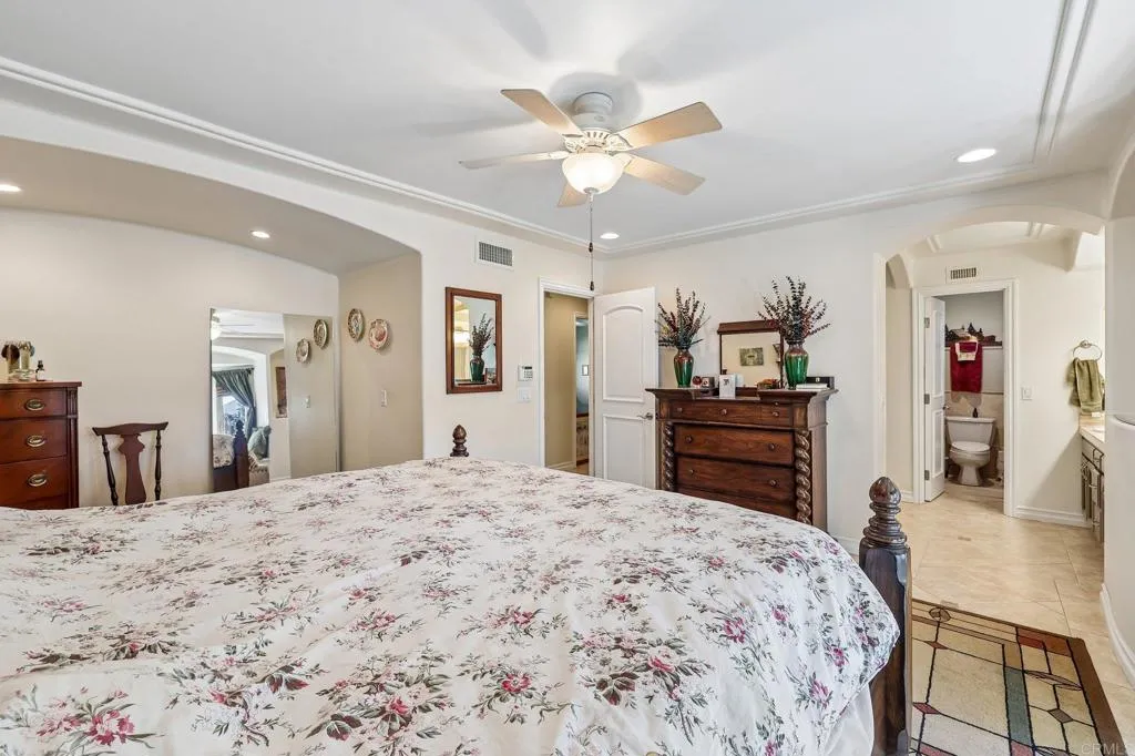https://cdn.realtyfeed.com/cdn/127/307077200/97c7da9926add4e530a9e13f9973c76a.webp