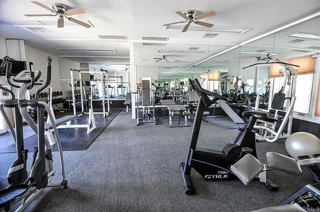 https://cdn.realtyfeed.com/cdn/127/307077200/b73260a0bff81913fe03d135dc50a938.webp