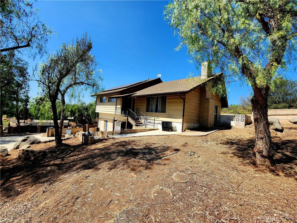 https://cdn.realtyfeed.com/cdn/127/307077241/568726b94b842a129796845e0a4c71d2.webp