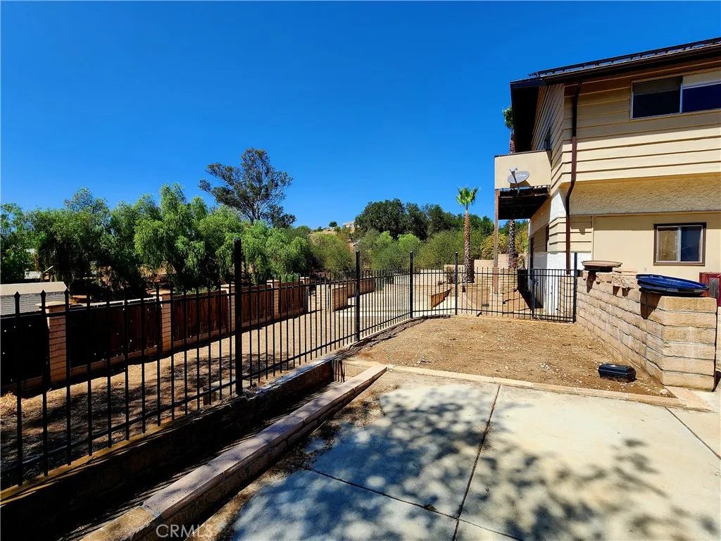 https://cdn.realtyfeed.com/cdn/127/307077241/dcf4fe3da0936456f9354c5e59bdec2c.webp