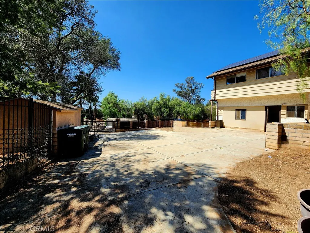 https://cdn.realtyfeed.com/cdn/127/307077241/e5f97bf8e784d123410c8adea782f077.webp