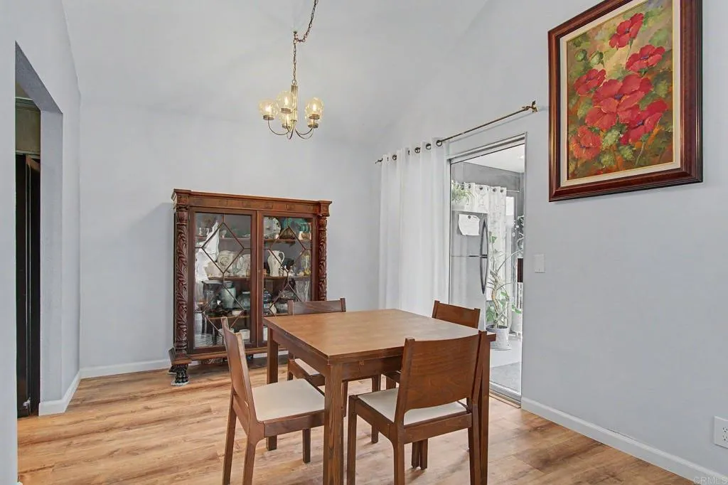 https://cdn.realtyfeed.com/cdn/127/307077253/28a92fb6265e2cf414858187734e649c.webp