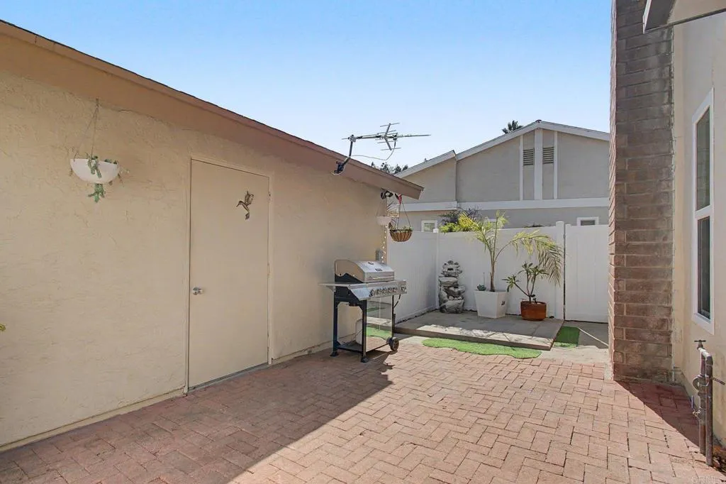 https://cdn.realtyfeed.com/cdn/127/307077253/a70a3e92a51c6fce694e85272aed4a27.webp