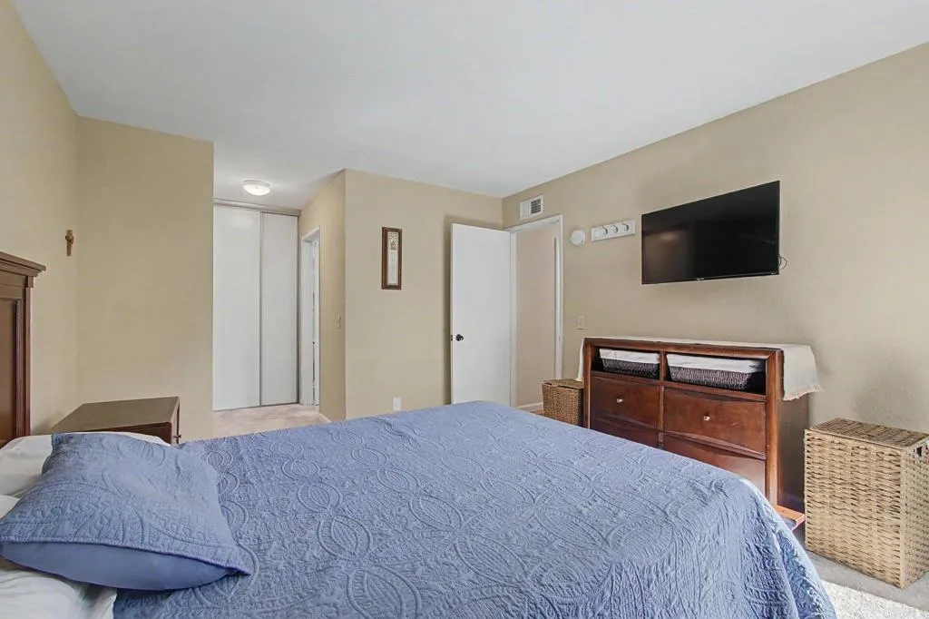 https://cdn.realtyfeed.com/cdn/127/307077253/bc845bc957f79582caa8ea1f84968512.webp